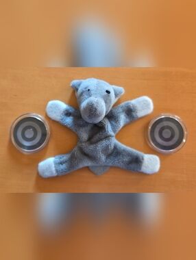 Elephant & Circle Magnets Lot